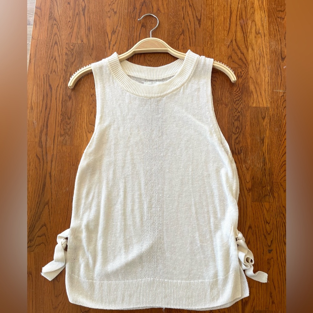 Lucky Brand Cream Sleeveless Tank‎ Top